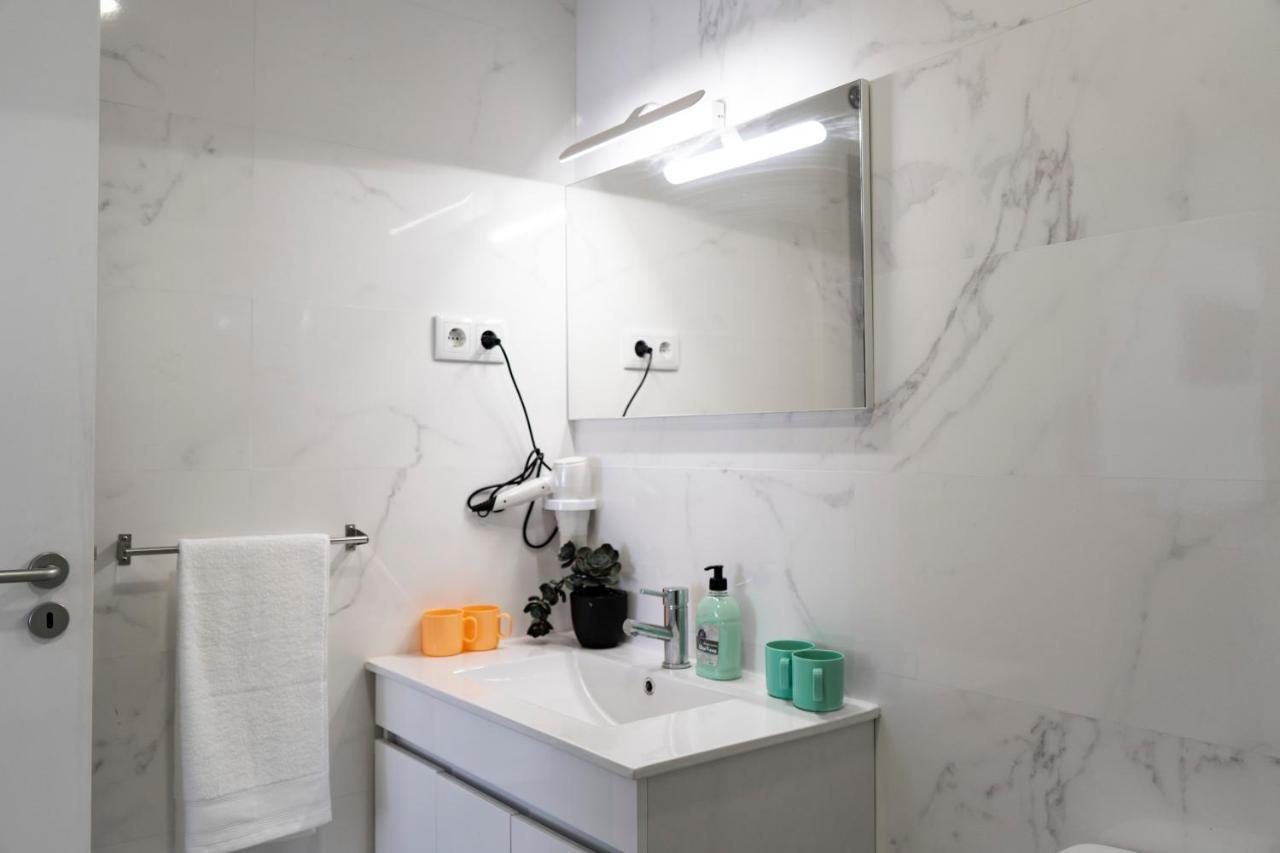 Almada Downtown 203 Apartment Порто Екстериор снимка